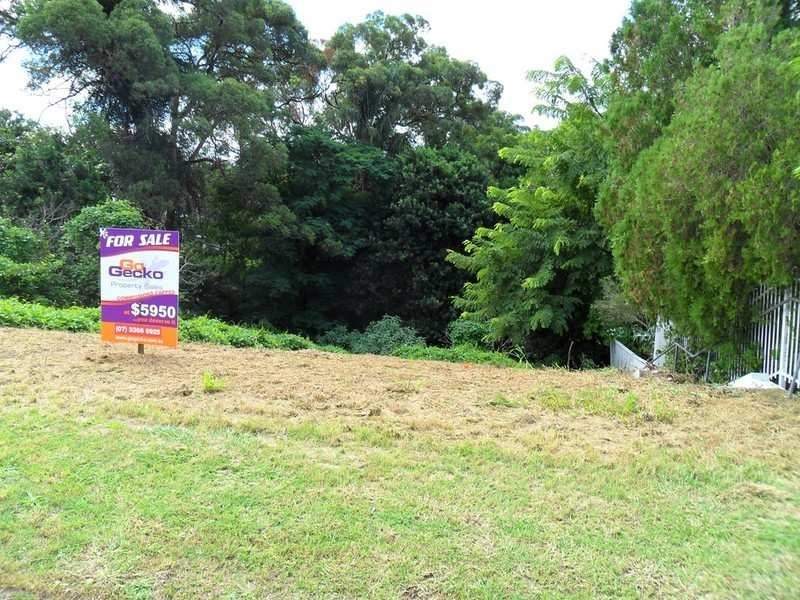 10 Fifth Avenue, Bardon QLD 4065
