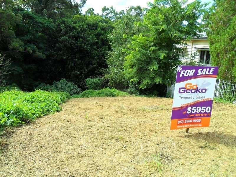 10 Fifth Avenue, Bardon QLD 4065