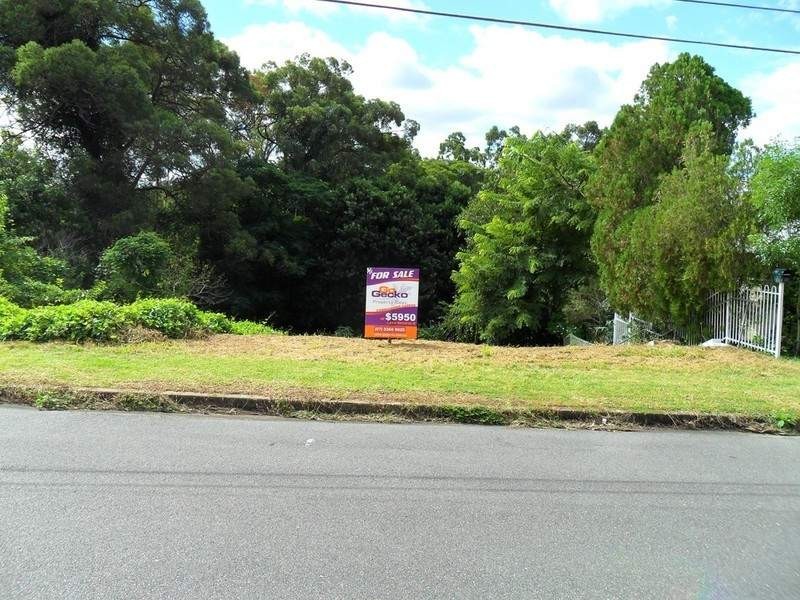 10 Fifth Avenue, Bardon QLD 4065