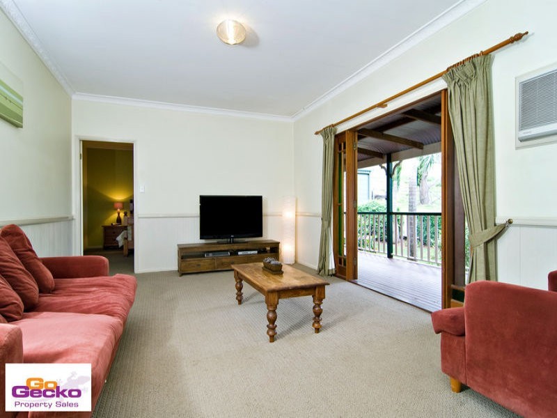 7 Gibbons Road, Samford Valley QLD 4520