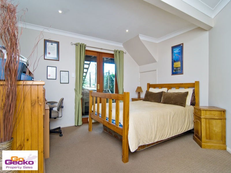 7 Gibbons Road, Samford Valley QLD 4520