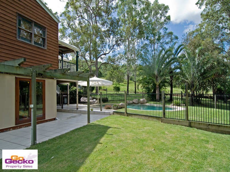 7 Gibbons Road, Samford Valley QLD 4520
