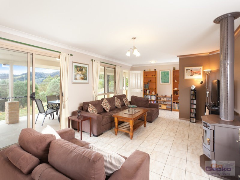 11 Annie Hedge Court, Closeburn QLD 4520