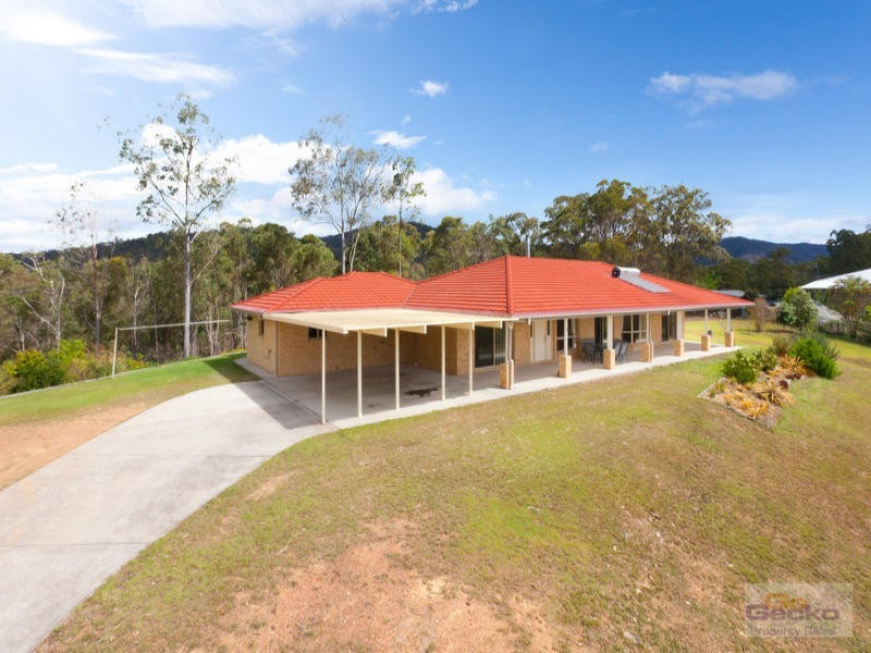 11 Annie Hedge Court, Closeburn QLD 4520