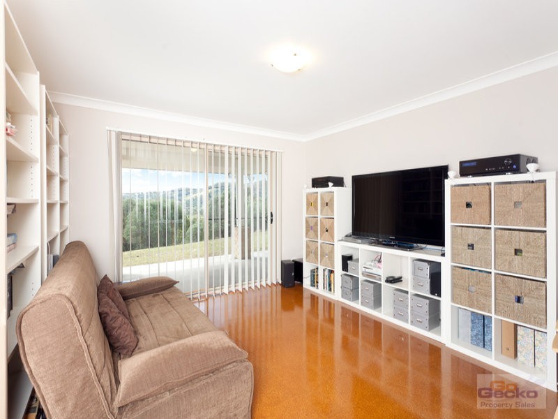 11 Annie Hedge Court, Closeburn QLD 4520