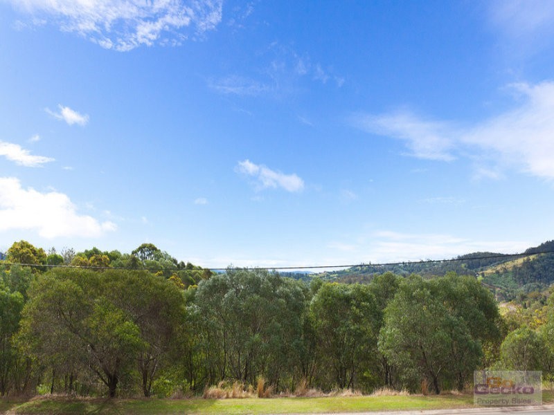 11 Annie Hedge Court, Closeburn QLD 4520