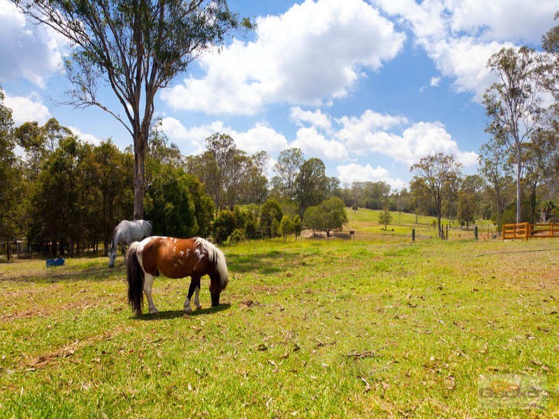 23 Upper Camp Mountain Road, Camp Mountain QLD 4520