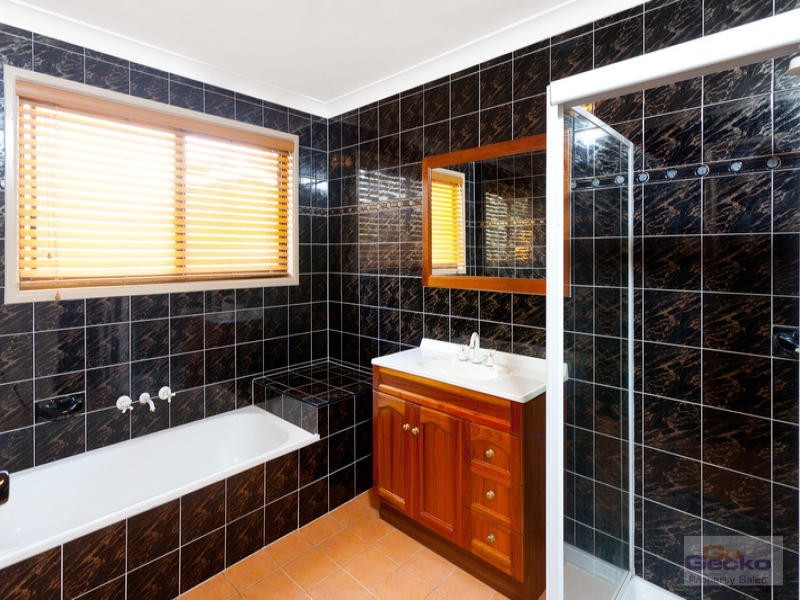 23 Upper Camp Mountain Road, Camp Mountain QLD 4520
