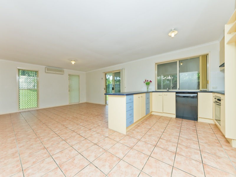 12 Kirralee Crescent, Upper Kedron QLD 4055