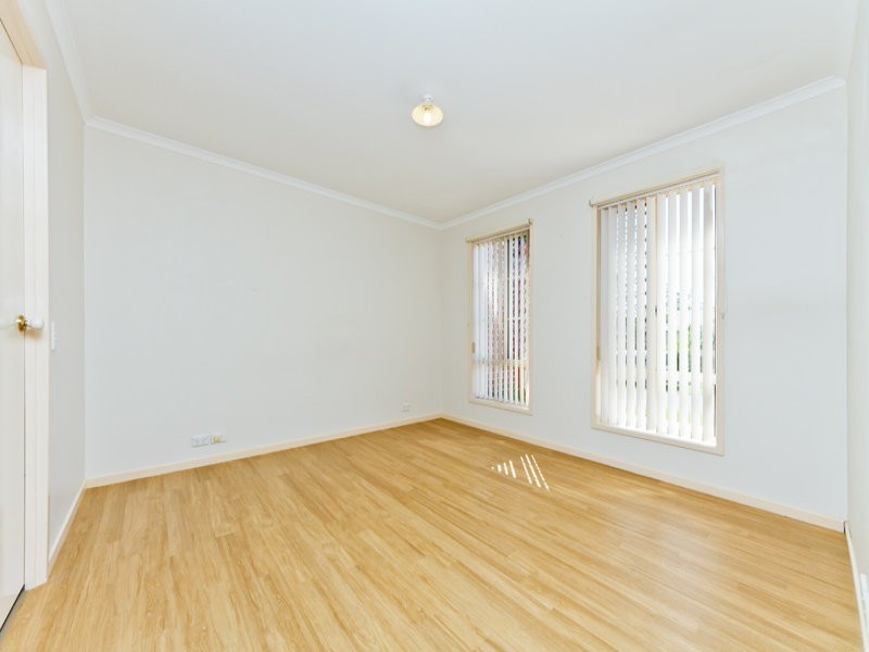 12 Kirralee Crescent, Upper Kedron QLD 4055