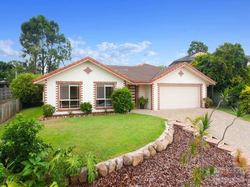 9 Delvin Court, Arana Hills QLD 4054