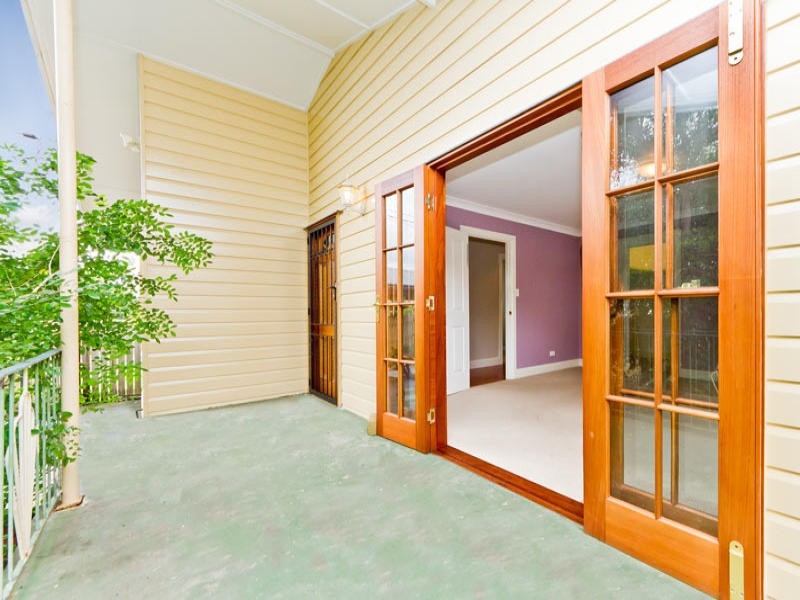 112 McConaghy Street, Mitchelton QLD 4053