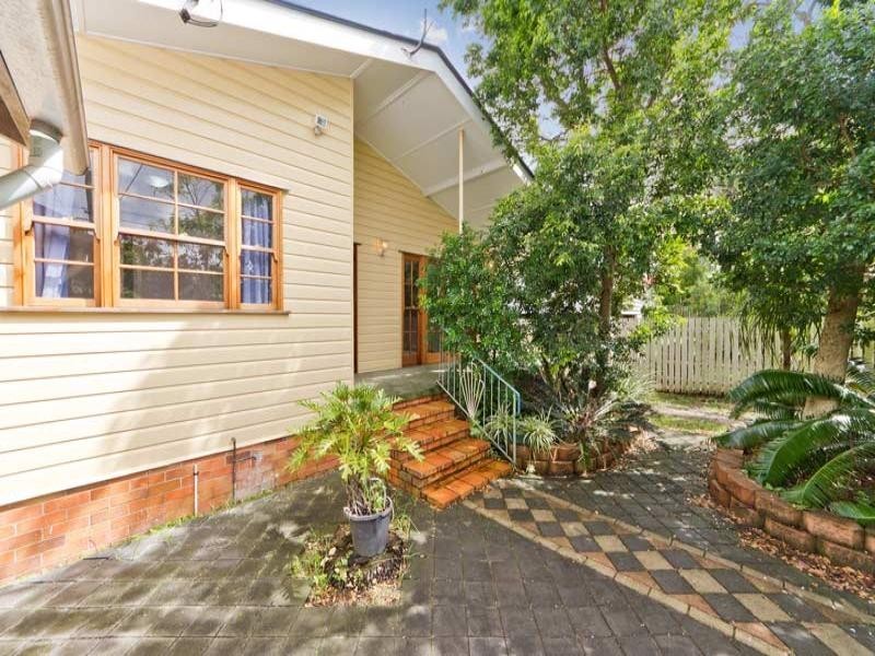 112 McConaghy Street, Mitchelton QLD 4053