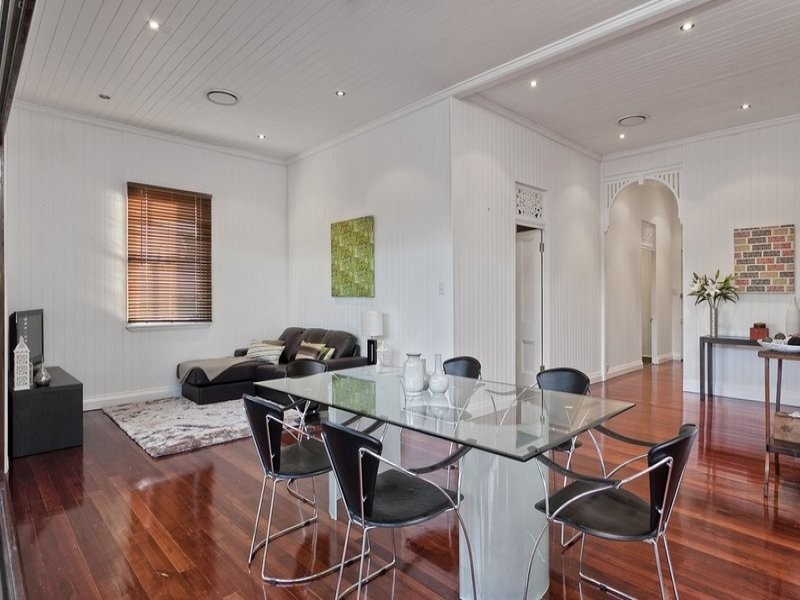 9 Malcolm Street, Enoggera QLD 4051