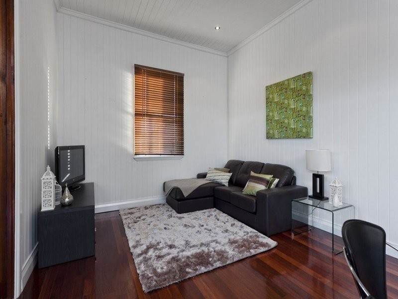 9 Malcolm Street, Enoggera QLD 4051