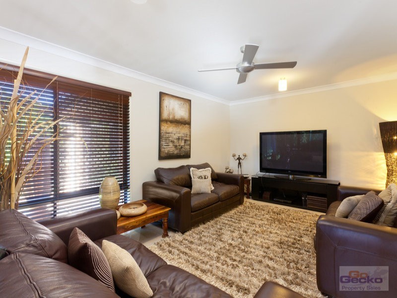 5 Reiners Road, Samford Valley QLD 4520