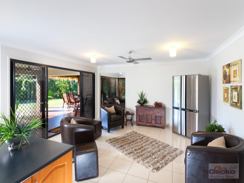 5 Reiners Road, Samford Valley QLD 4520