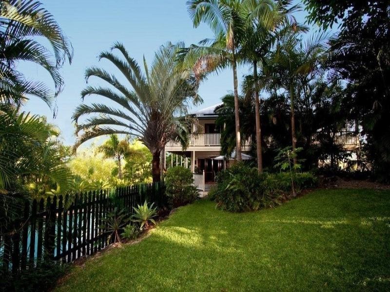 4 Springfield Court, Wights Mountain QLD 4520