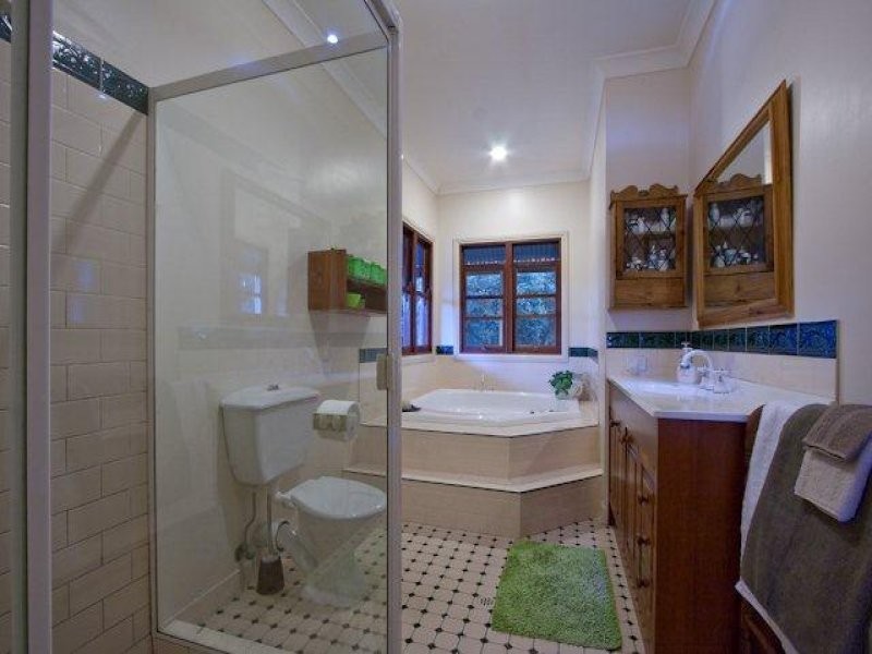 4 Springfield Court, Wights Mountain QLD 4520