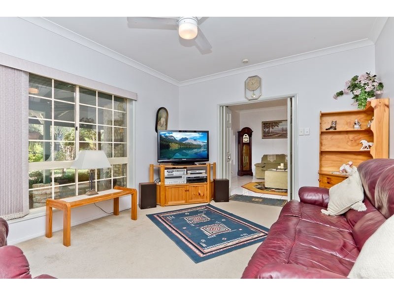 13 Lynwood Court, Ferny Hills QLD 4055