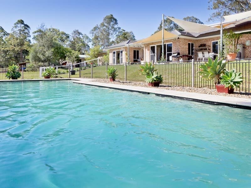 12 Davison Road, Camp Mountain QLD 4520