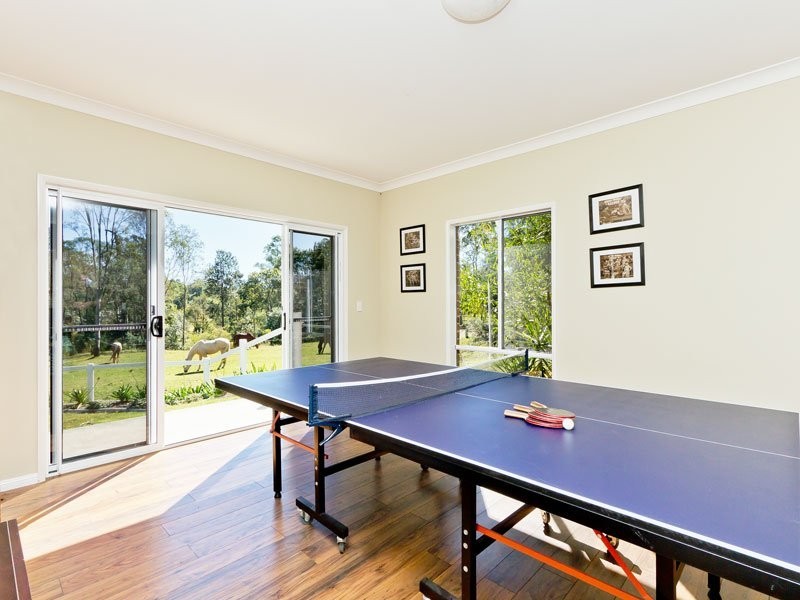 12 Davison Road, Camp Mountain QLD 4520