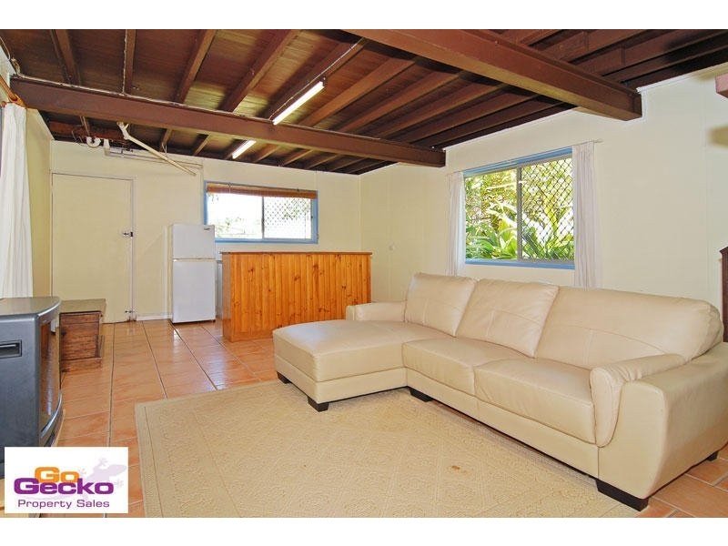 5 Nicholson Street, Mitchelton QLD 4053