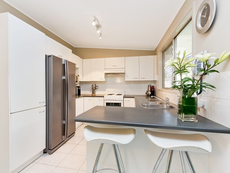 9 Wanawong Court, Ferny Hills QLD 4055