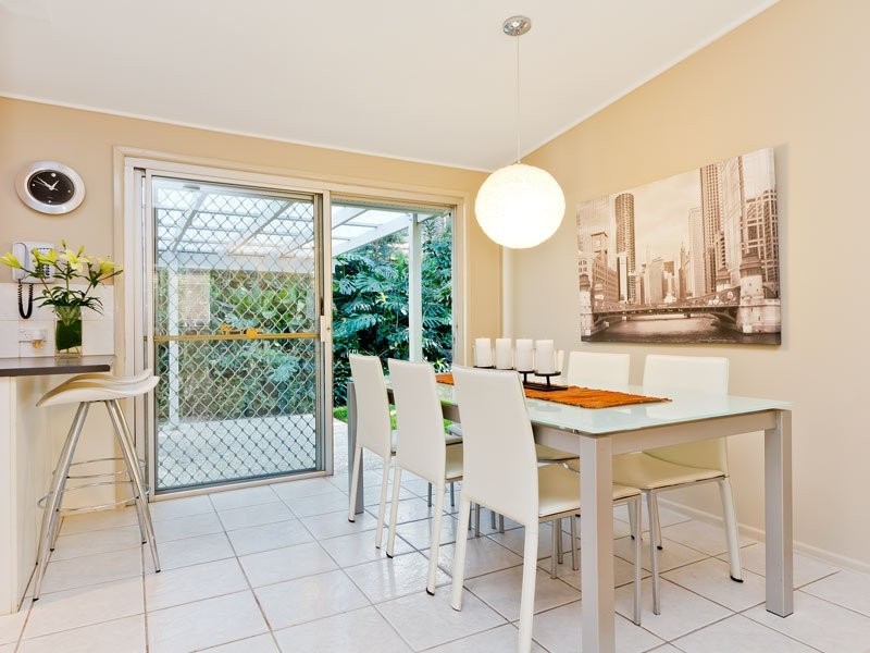 9 Wanawong Court, Ferny Hills QLD 4055