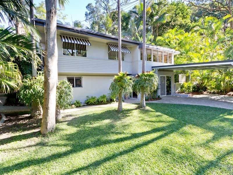 9 Wanawong Court, Ferny Hills QLD 4055