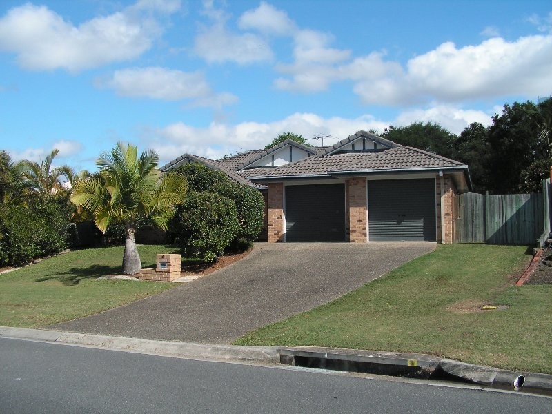 3 Reginald Avenue, Arana Hills QLD 4054