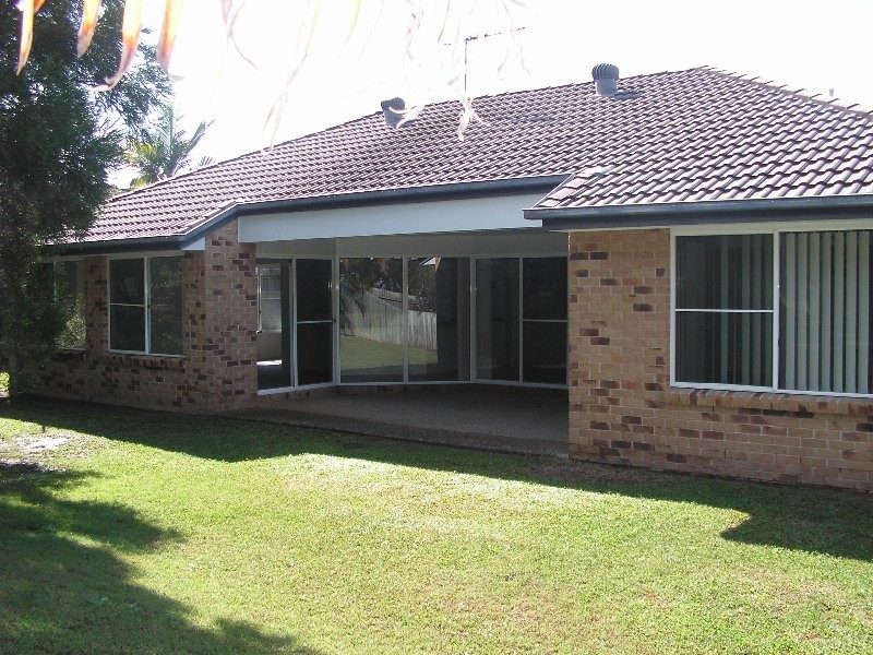 3 Reginald Avenue, Arana Hills QLD 4054