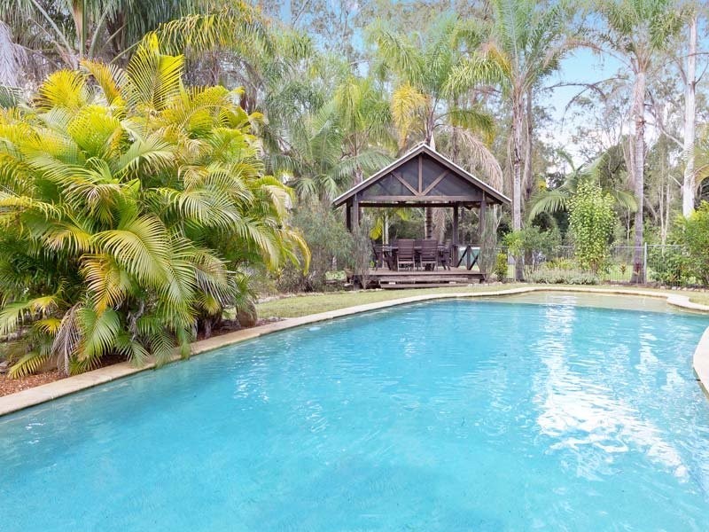 28 Greenwood Crescent, Samford Valley QLD 4520