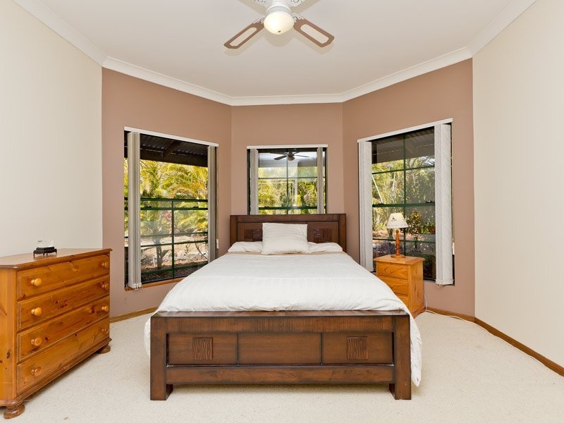 28 Greenwood Crescent, Samford Valley QLD 4520