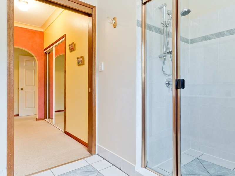 28 Greenwood Crescent, Samford Valley QLD 4520