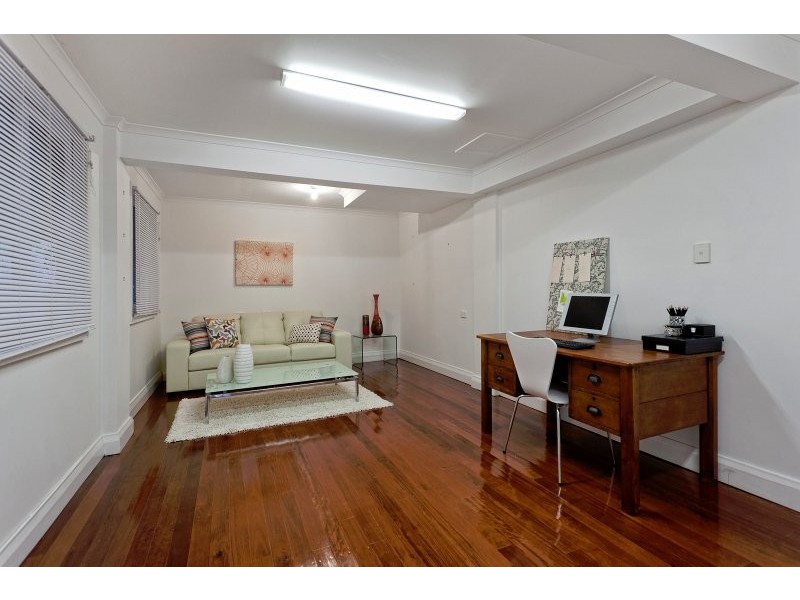 9 Malcolm Street, Enoggera QLD 4051