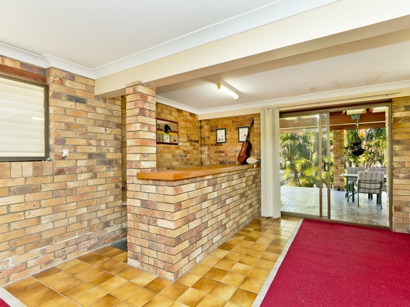 75 Illuta Avenue, Ferny Hills QLD 4055