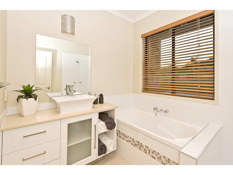 89 Westwood Drive, Highvale QLD 4520