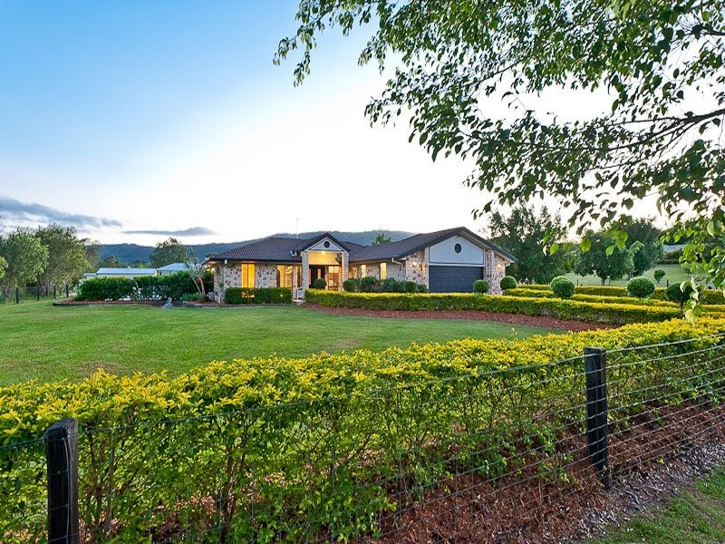 89 Westwood Drive, Highvale QLD 4520