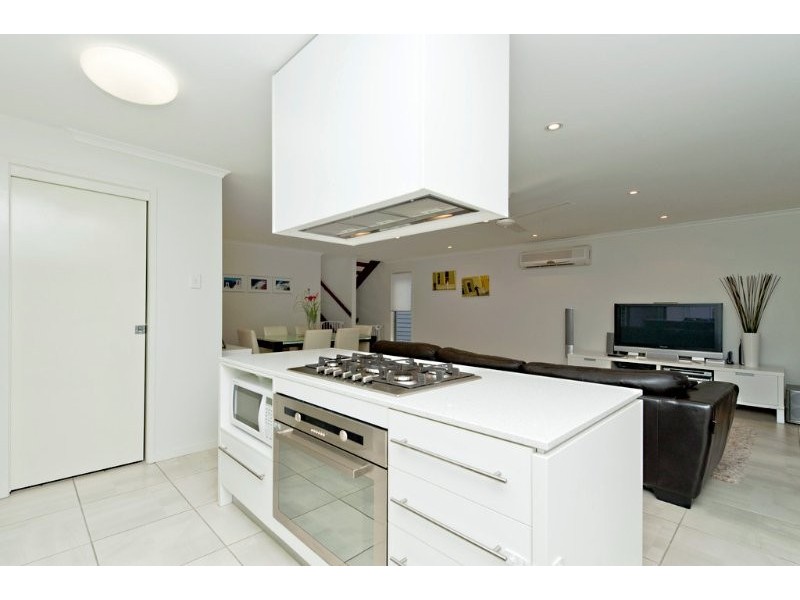 8/68 Davies Road, Ashgrove QLD 4060