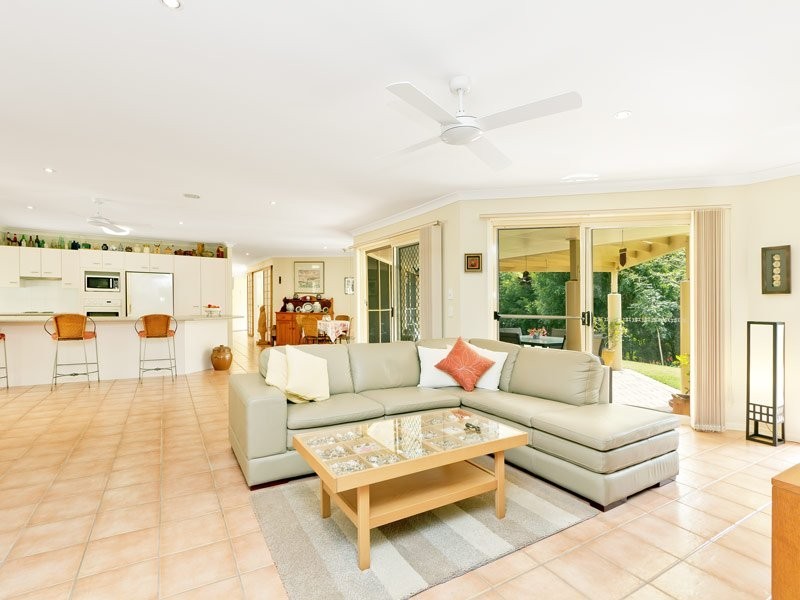 6 Birdwood Drive, Samford Valley QLD 4520