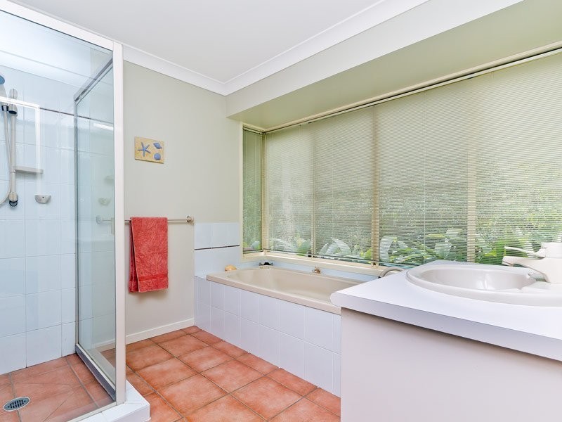 6 Birdwood Drive, Samford Valley QLD 4520