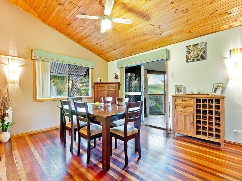 10 Tarnee Street, Ferny Hills QLD 4055