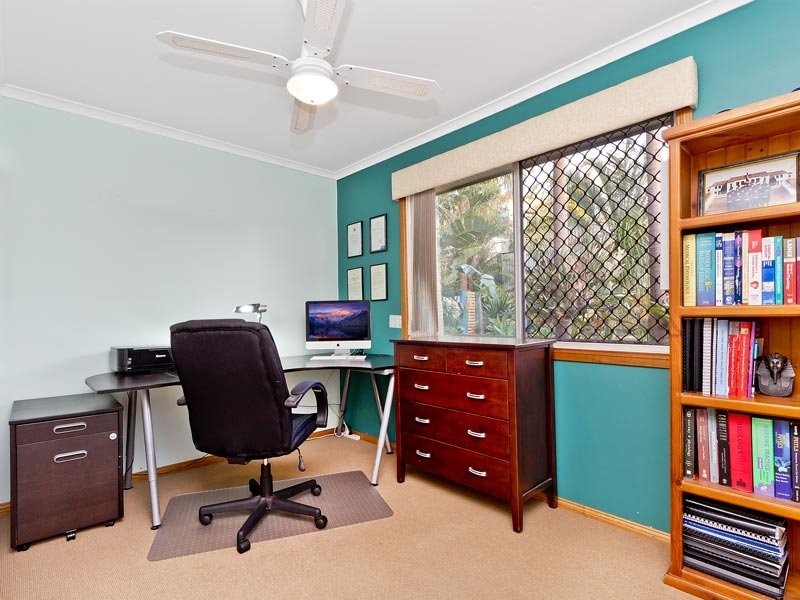 10 Tarnee Street, Ferny Hills QLD 4055