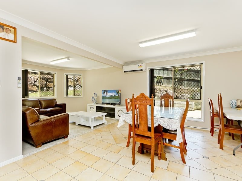 42 Minnelli Place, Mcdowall QLD 4053