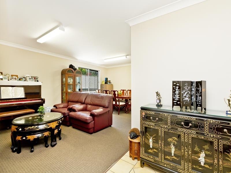 42 Minnelli Place, Mcdowall QLD 4053
