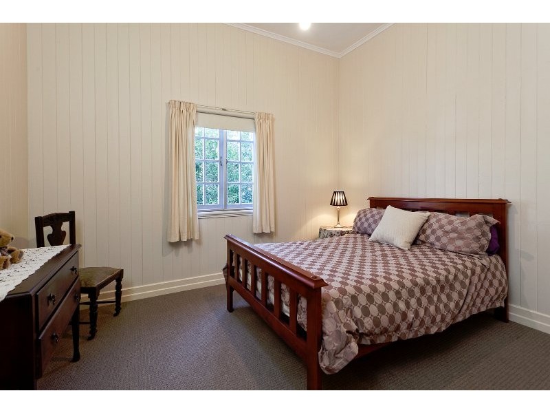 8 Gizeh Street, Enoggera QLD 4051