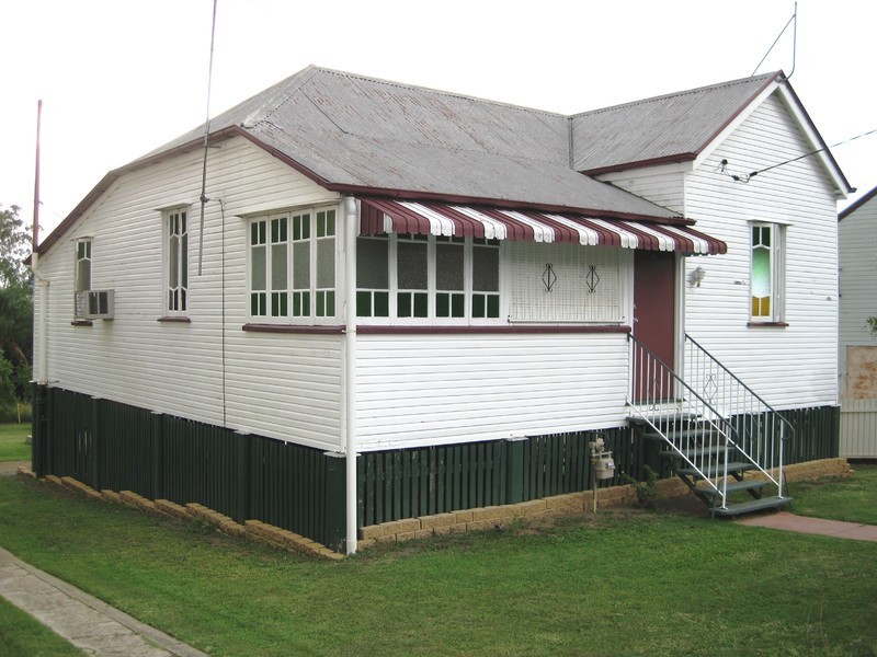 94 Downs Street, North Ipswich QLD 4305