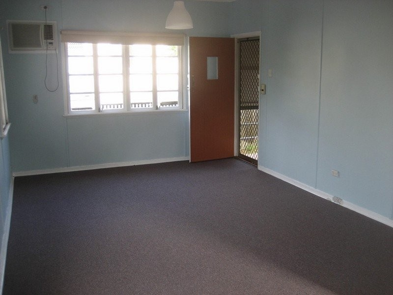 41 Samford Road, Leichhardt QLD 4305