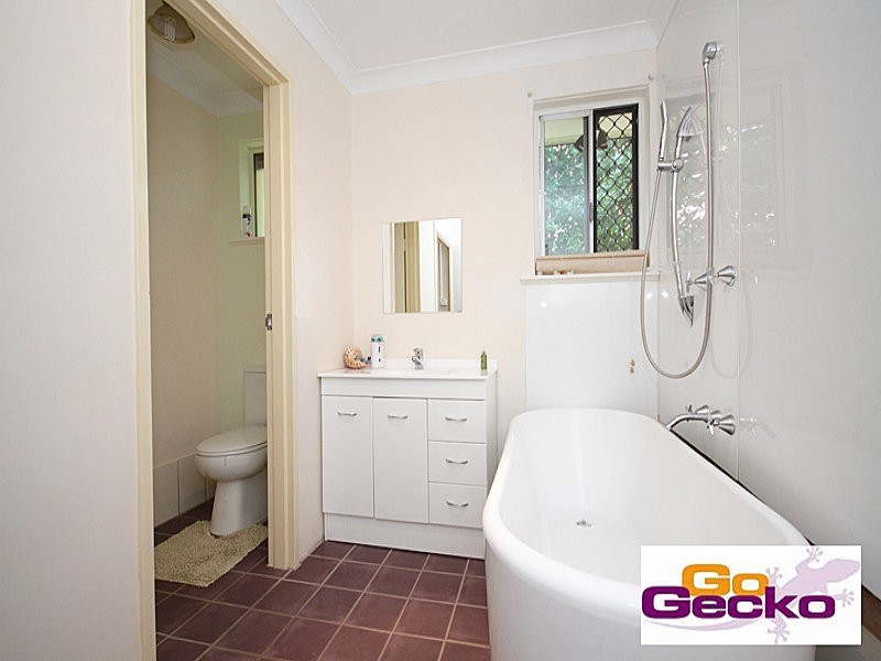 4 Adina Street, Raceview QLD 4305